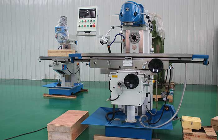 萬能回轉頭銑床 萬能回轉頭銑床